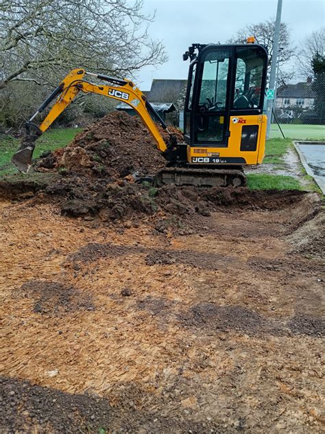 mini digger hire chelmsford|brandon hire chelmsford.